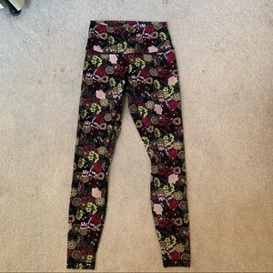 Lululemon Leggings Black Floral Full Length Size 4